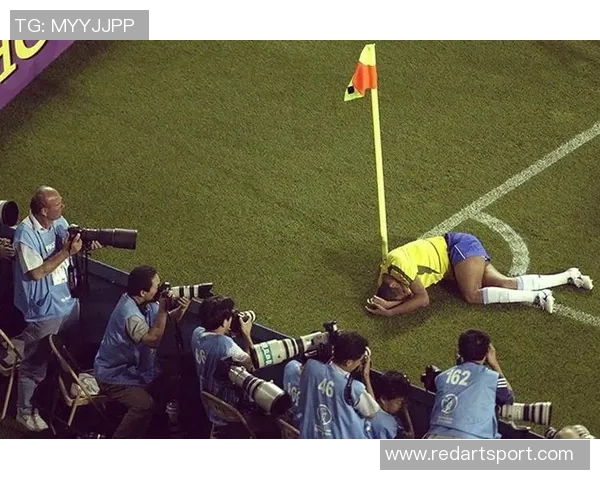 世界杯赛场上的荣耀与激情 各国足球梦想交织的历史瞬间