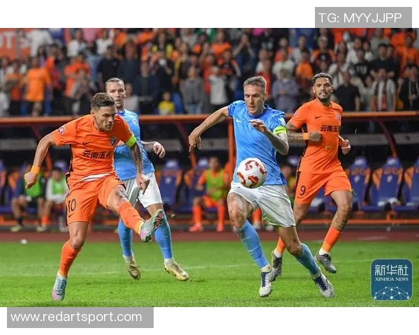 中超足球新赛季亮点纷呈 聚焦各大俱乐部争冠新局势