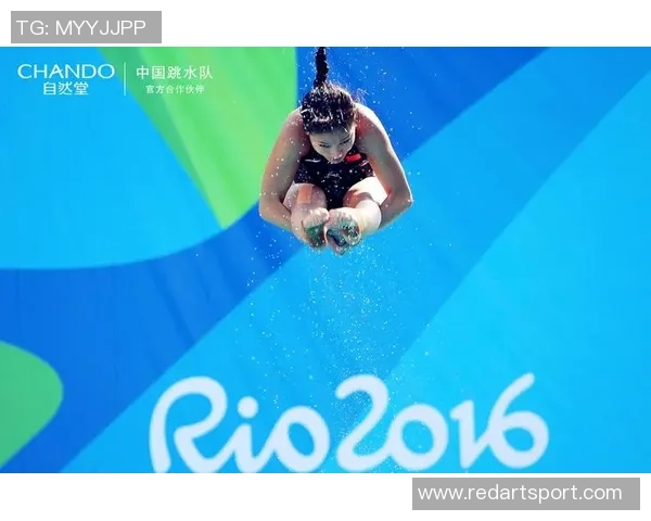 从高空跃入碧波深处探寻跳水运动的力量与美学之融合