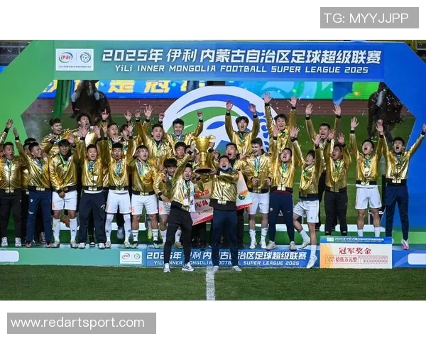 足球的激情与荣耀：探索全球最具影响力的足球文化与赛事发展